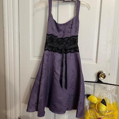 Vintage Roberta purple with black lace trim