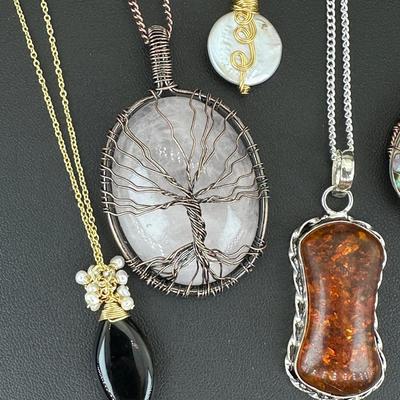 Mixed Jewelry Lot  Necklaces Including Onyx, Pearl, Amber, Quartz, And Abalone