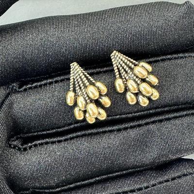 Luxurious Gold Alloy Plated Earrings