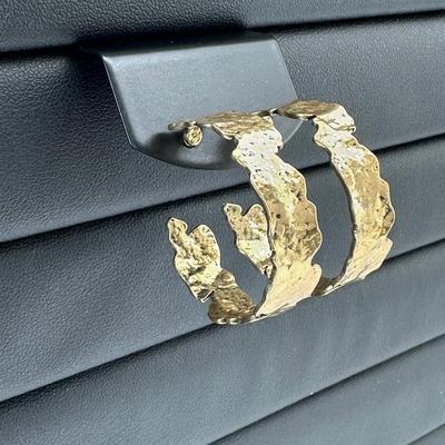 Luxurious Gold Alloy Plated Earrings