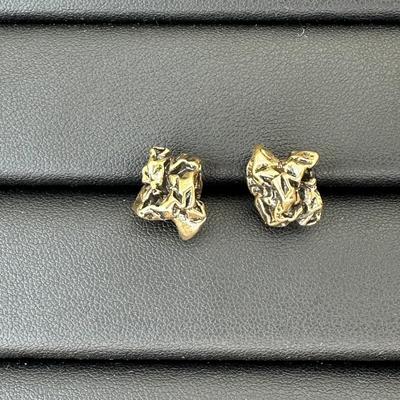 Luxurious Gold Alloy Plated Earrings