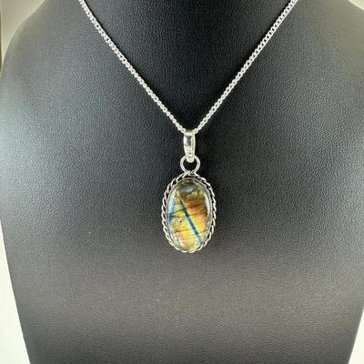 Labradorite Pendant 925 Sterling Silver Plated Handmade Gemstone 