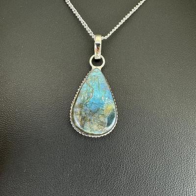 Labradorite Pendant 925 Sterling Silver Plated Handmade Gemstone 