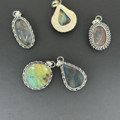 Labradorite Pendant 925 Sterling Silver Plated Handmade Gemstone 