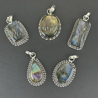 Labradorite Pendant 925 Sterling Silver Plated Handmade Gemstone 