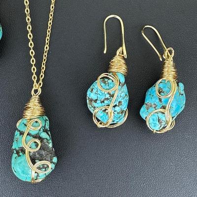 Synthetic Turquoise Necklace And Earring Set Lot