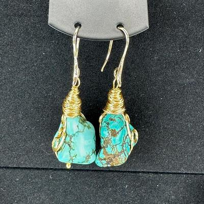 Synthetic Turquoise Necklace And Earring Set Lot