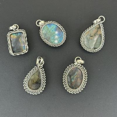 Labradorite Pendant 925 Sterling Silver Plated Handmade Gemstone 