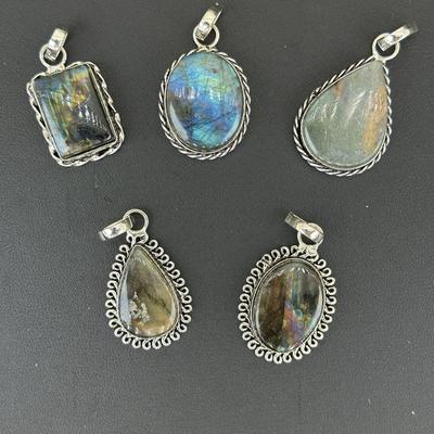 Labradorite Pendant 925 Sterling Silver Plated Handmade Gemstone 