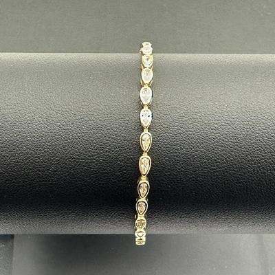 Brand New Bracelet 925 Sterling Silver Stamped Zirconia