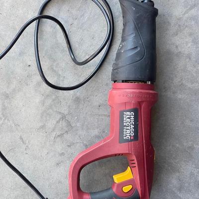 Sale Photo Thumbnail #184: Electric saw