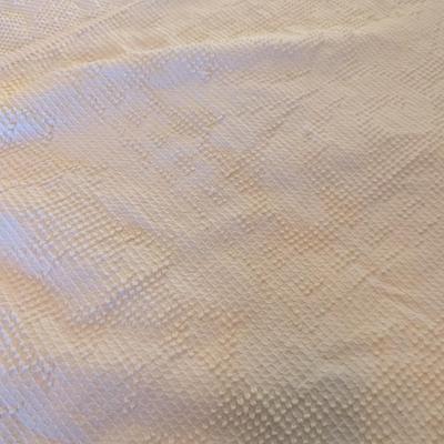 Double size chenille bedspread