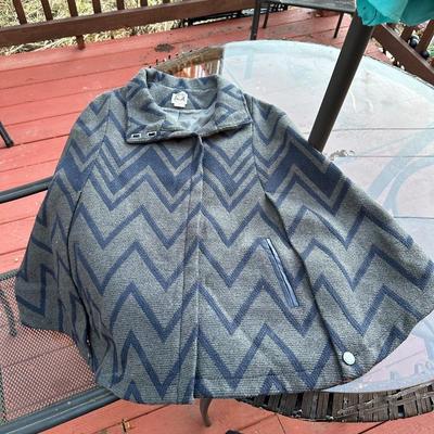 Anne Klein women's wool blend collared jacket with a blue and grey geometric pattern