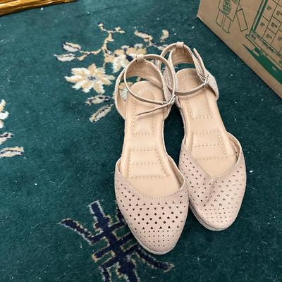 Kelly & Katie espadrille wedge sandals