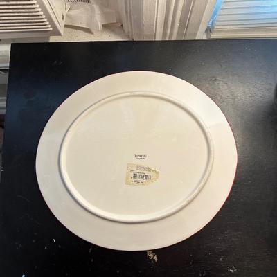 Classic Cardinal Birds Rosy Red 8 x 8 Dolomite Ceramic Christmas Decorative Plate