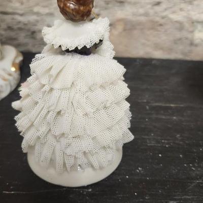 Sale Photo Thumbnail #73: Really neat porcelain ruffles figures. These are super delicate and they all have some damage. Lot 1