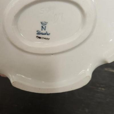 Sale Photo Thumbnail #67: Really neat porcelain ruffles figures. These are super delicate and they all have some damage. Lot 1