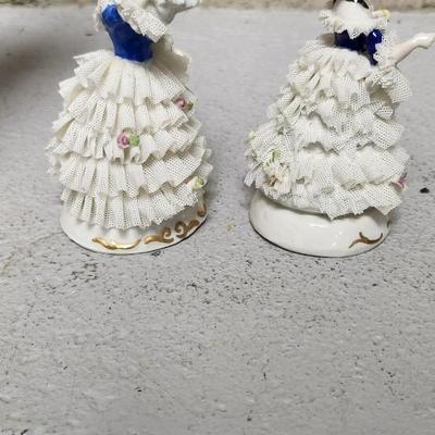 Dresden blue figures