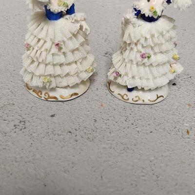 Dresden blue figures