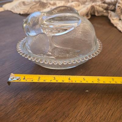 Carnival glass Nesting Bunny
