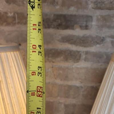 Sale Photo Thumbnail #137: Pair of vintage china lamps sweet roses!! They both work.