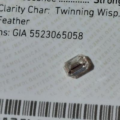 GIA CERTIFIED NATURAL DIAMOND Emerald-Cut