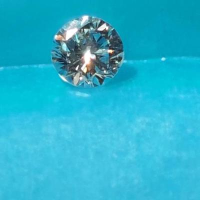 GIA CERTIFIED NATURAL DIAMOND
