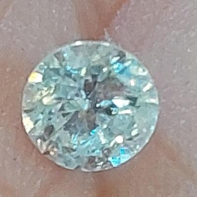 IGI CERTIFIED NATURAL DIAMOND