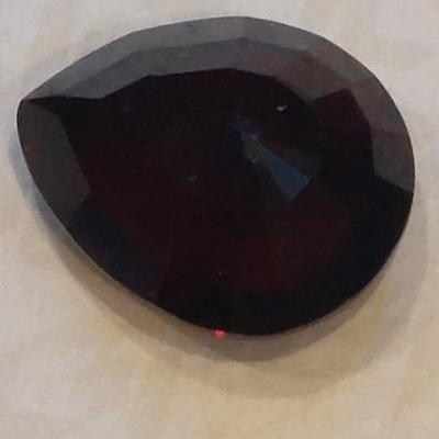IGI CERTIFIED NATURAL GARNET