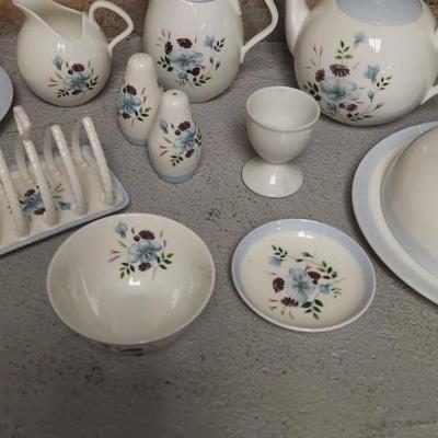 Sale Photo Thumbnail #152: Sweet little tea set.