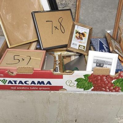 Sale Photo Thumbnail #200: So many frames!