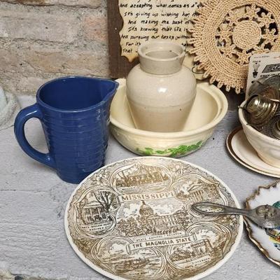 Sale Photo Thumbnail #327: Jumbled lot from other auctions that were picked up.