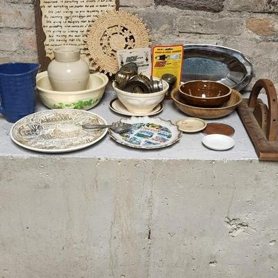 Sale Photo Thumbnail #326: Jumbled lot from other auctions that were picked up.