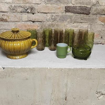 Sale Photo Thumbnail #333: The turned is awesome. Green and brown tumblers and a couple other pieces