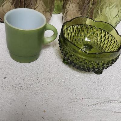 Sale Photo Thumbnail #334: The turned is awesome. Green and brown tumblers and a couple other pieces