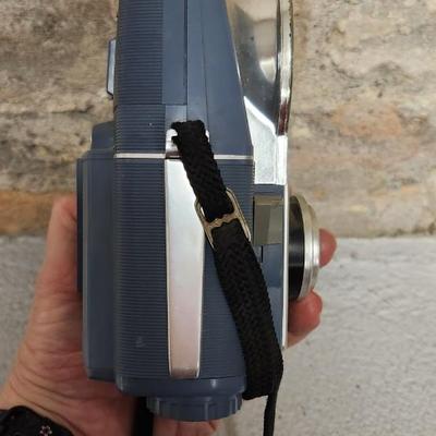 Sale Photo Thumbnail #467: Pair of Brownie Starflash and a Flash 30. Fits a medium flat rate box