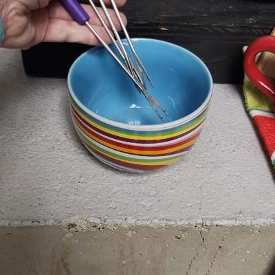 Sale Photo Thumbnail #534: Bright and happy items for your kitchen. That cute little bowl with 4 fondue forks!!