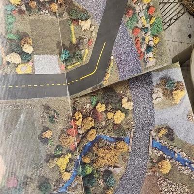 Sale Photo Thumbnail #626: I know very little about trains but this has a Tycoscene in box an over and under set, 4 cars, one engine and a bunch of tracks.