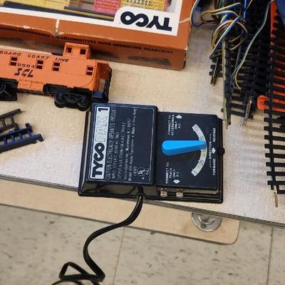 Sale Photo Thumbnail #640: More trains. Tyco