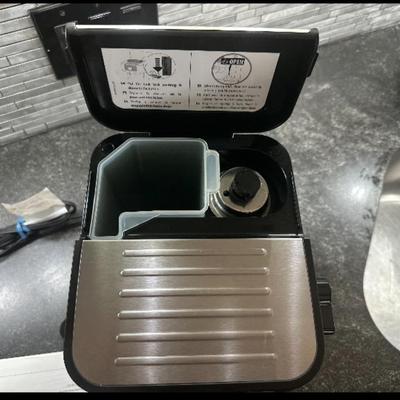 De'Longhi Stilosa EC260.BK Manual Espresso Machine - Like New