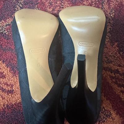 Coach Signature Canvas Peep-Toe Pumps Heels - Black Size 8 - Excellent Pre-Owned Condition