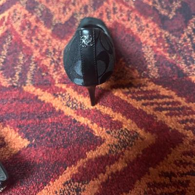 Coach Signature Canvas Peep-Toe Pumps Heels - Black Size 8 - Excellent Pre-Owned Condition