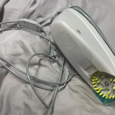 Dirt Devil Spot Scrubber Handheld Carpet & Upholstery Extractor