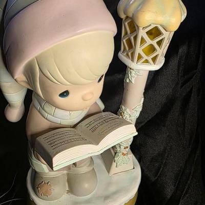 Vintage Enesco Nighttime Prayer Figurine Lamp / Musical Lighted Sculpture with Bird Lantern Accent