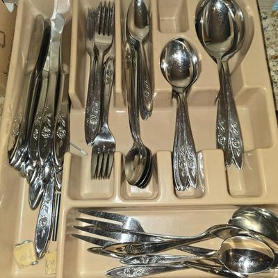Utensil lot