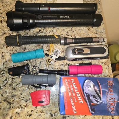 Flashlight lot