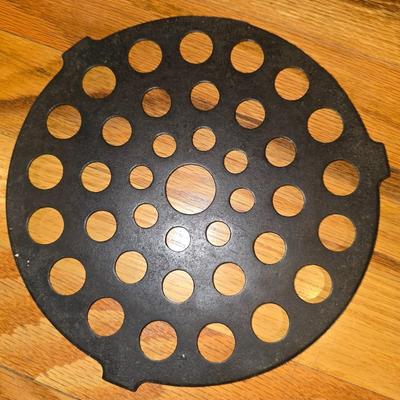 Cast iron trivet