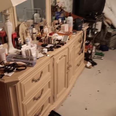 Sale Photo Thumbnail #40