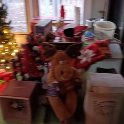 Sale Photo Thumbnail #46