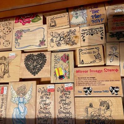 Sale Photo Thumbnail #12: Stamps all new 